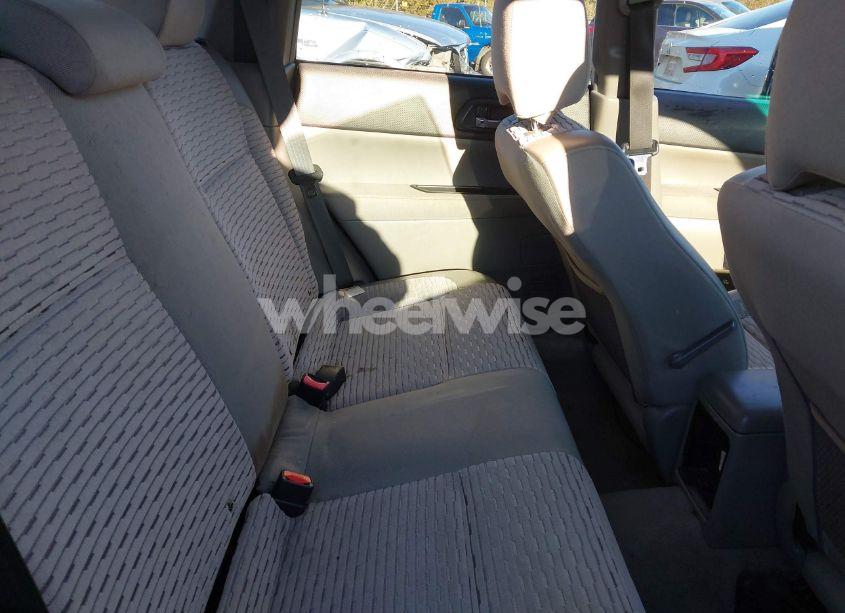 Photo 8 of 2004 Subaru Forester 2.5XS (VIN JF1SG656X4H747963)