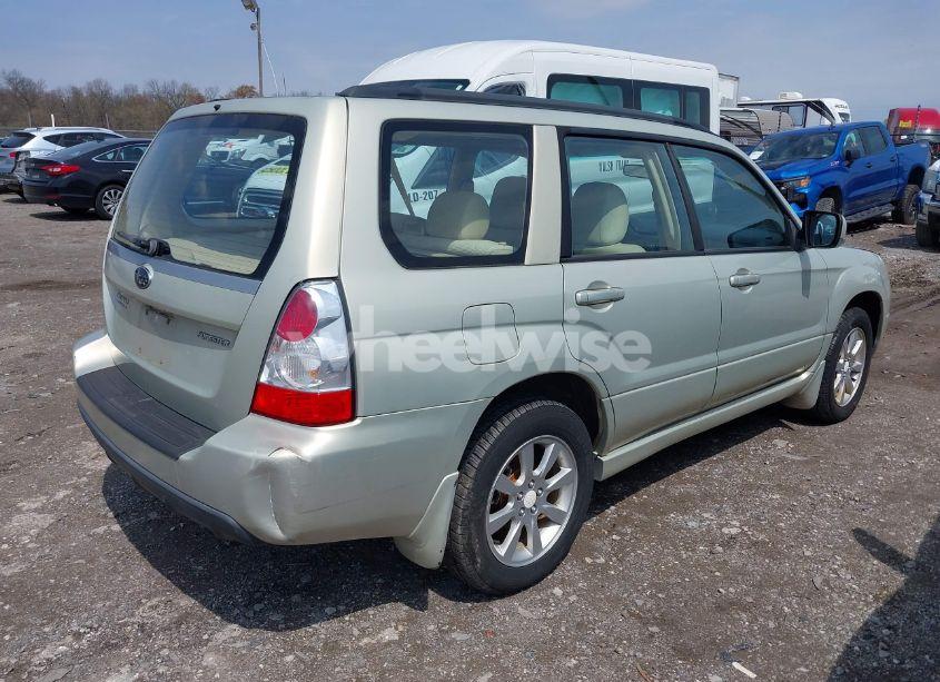 Photo 4 of 2007 Subaru Forester 2.5X (VIN JF1SG656X7H710030)