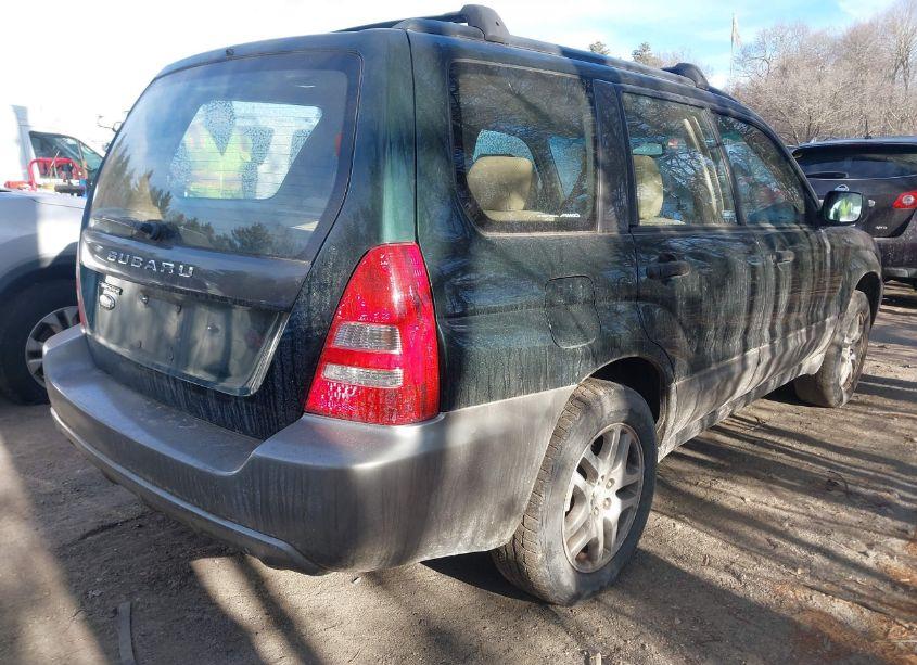 Photo 4 of 2005 Subaru Forester 2.5XS L.L. BEAN (VIN JF1SG67675H753282)