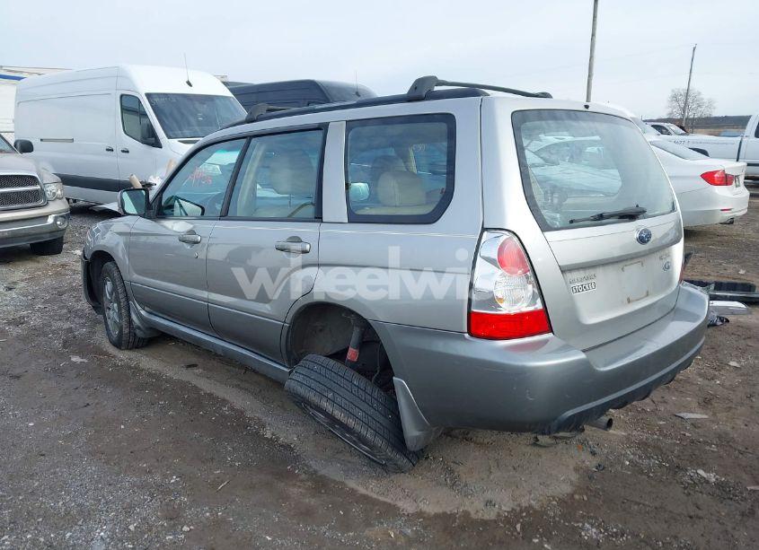 Photo 3 of 2007 Subaru Forester 2.5X LL BEAN (VIN JF1SG676X78745289)