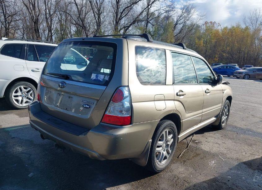 Photo 4 of 2008 Subaru Forester 2.5X L.L. BEAN EDITION (VIN JF1SG676X8H703805)