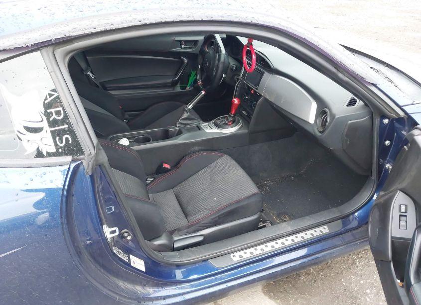 Photo 5 of 2013 Subaru Brz PREMIUM (VIN JF1ZCAB13D2609996)