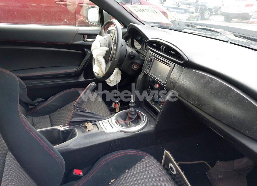 Photo 5 of 2013 Subaru Brz PREMIUM (VIN JF1ZCAB15D1600397)