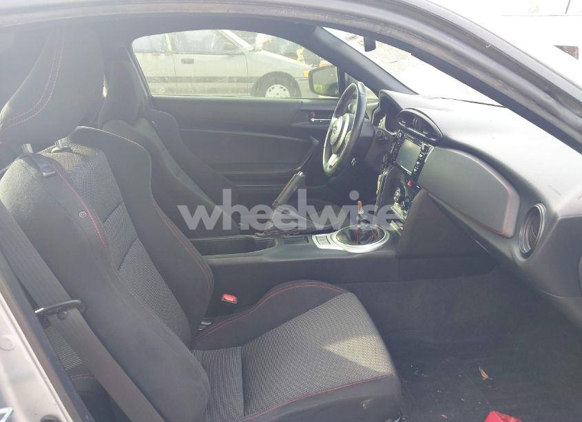 Photo 5 of 2017 Subaru Brz PREMIUM (VIN JF1ZCAB18H9601065)