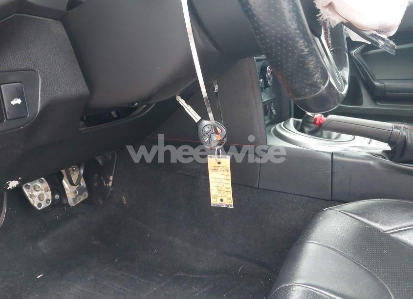 Photo 11 of 2013 Subaru Brz PREMIUM (VIN JF1ZCAB19D1606400)