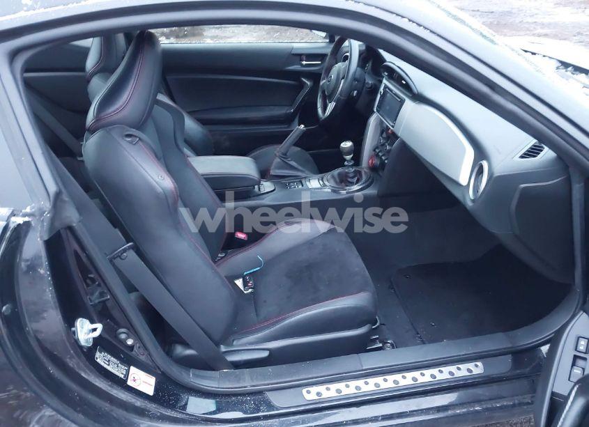 Photo 5 of 2013 Subaru Brz LIMITED (VIN JF1ZCAC10D1610771)