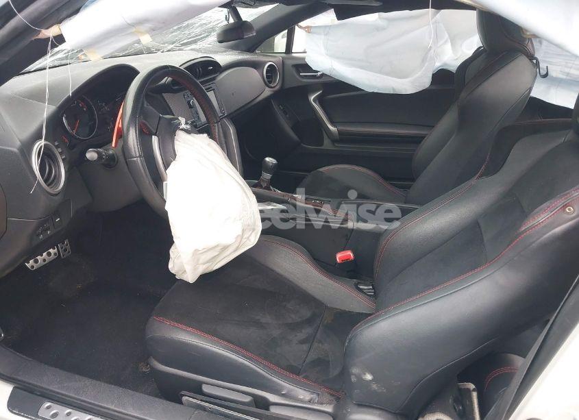 Photo 5 of 2015 Subaru Brz LIMITED (VIN JF1ZCAC10F8605709)