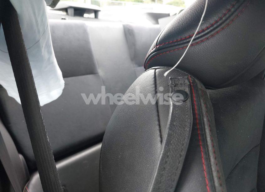 Photo 8 of 2015 Subaru Brz LIMITED (VIN JF1ZCAC10F8605709)