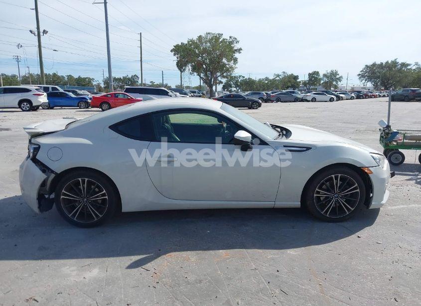 Photo 13 of 2015 Subaru Brz LIMITED (VIN JF1ZCAC10F8607069)