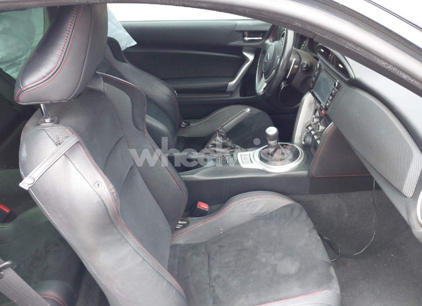 Photo 5 of 2016 Subaru Brz LIMITED (VIN JF1ZCAC10G8603301)