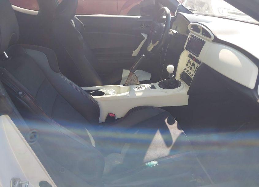 Photo 5 of 2013 Subaru Brz LIMITED (VIN JF1ZCAC11D1613520)