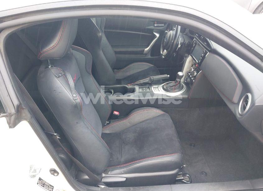 Photo 5 of 2017 Subaru Brz LIMITED (VIN JF1ZCAC11H8603499)