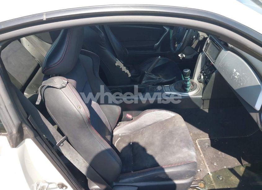 Photo 5 of 2014 Subaru Brz LIMITED (VIN JF1ZCAC12E9601699)