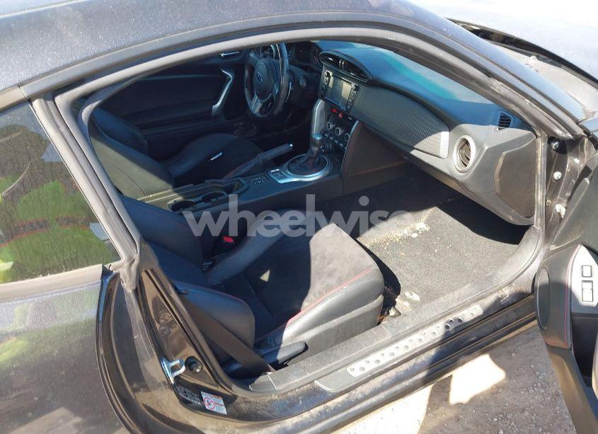 Photo 5 of 2016 Subaru Brz LIMITED (VIN JF1ZCAC12G8603526)