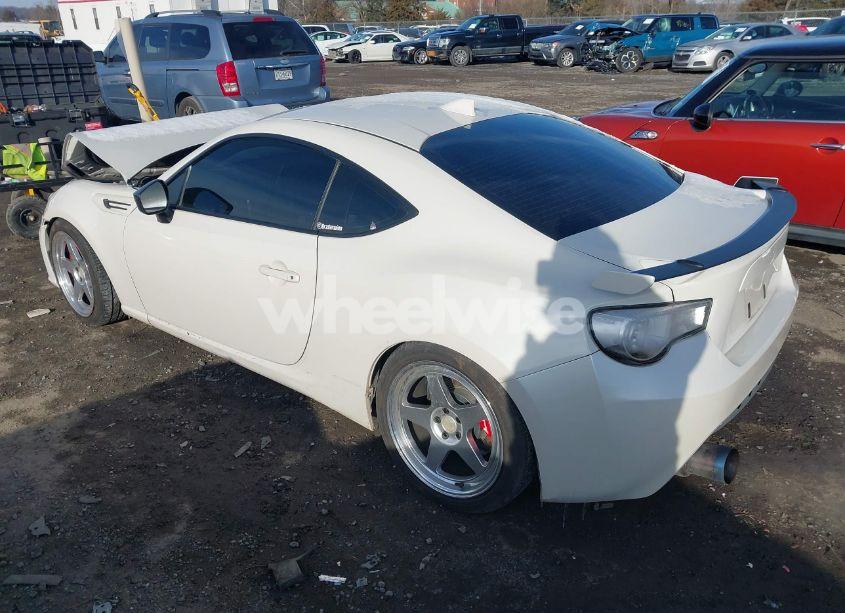 Photo 3 of 2018 Subaru Brz LIMITED (VIN JF1ZCAC12J9603527)
