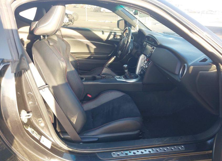 Photo 5 of 2017 Subaru Brz LIMITED (VIN JF1ZCAC13H8604119)