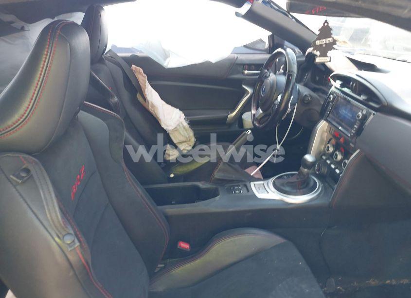 Photo 5 of 2019 Subaru Brz LIMITED (VIN JF1ZCAC13K8601194)