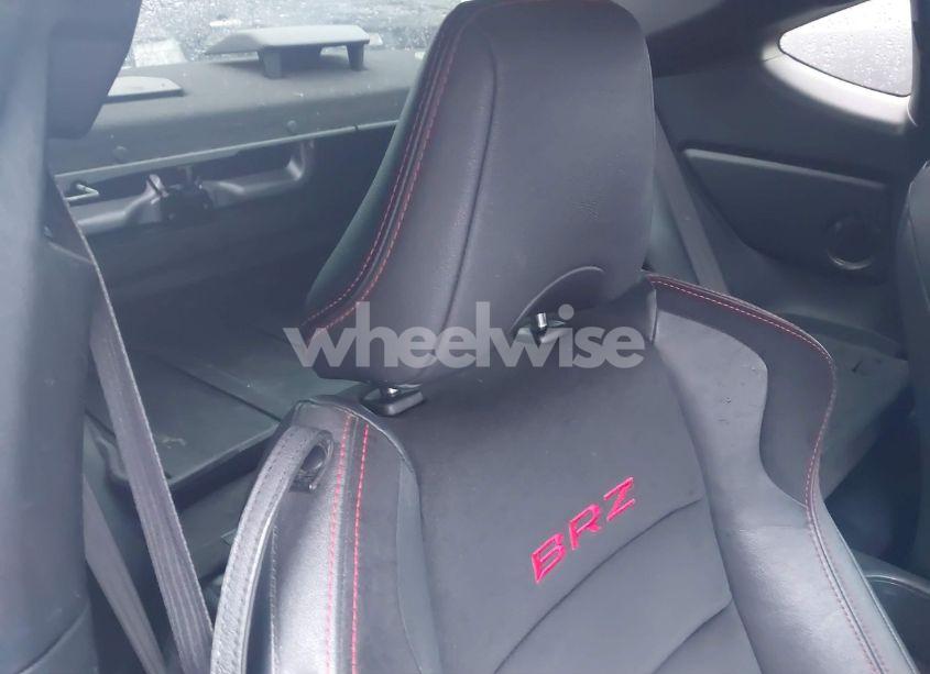 Photo 8 of 2017 Subaru Brz LIMITED (VIN JF1ZCAC14H8603478)