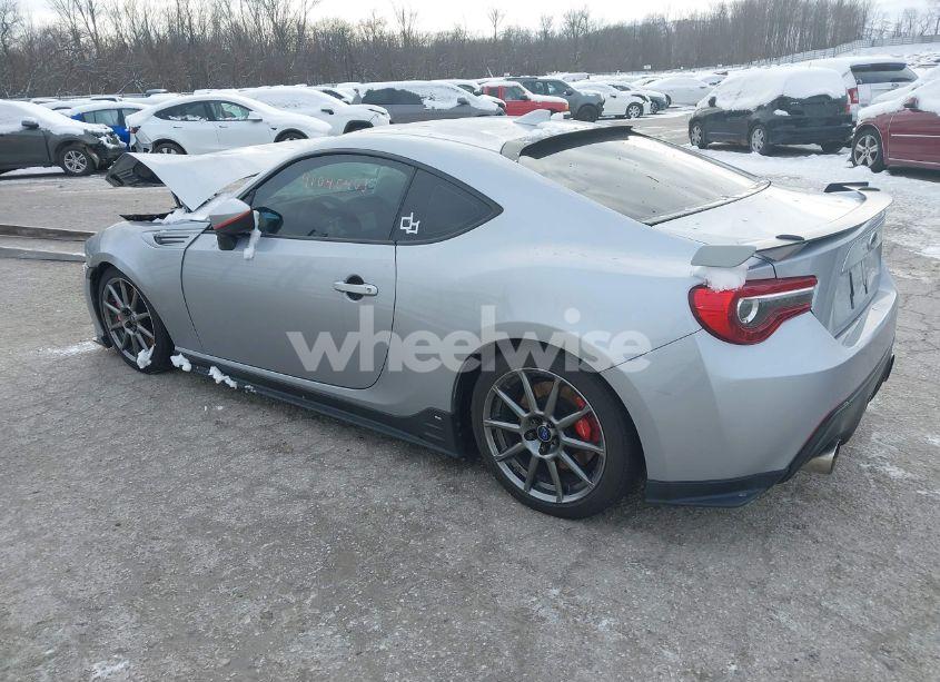 Photo 3 of 2017 Subaru Brz LIMITED (VIN JF1ZCAC14H9602020)