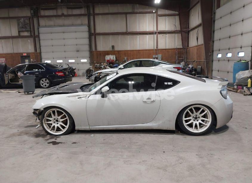 Photo 14 of 2020 Subaru Brz LIMITED (VIN JF1ZCAC16L9703617)