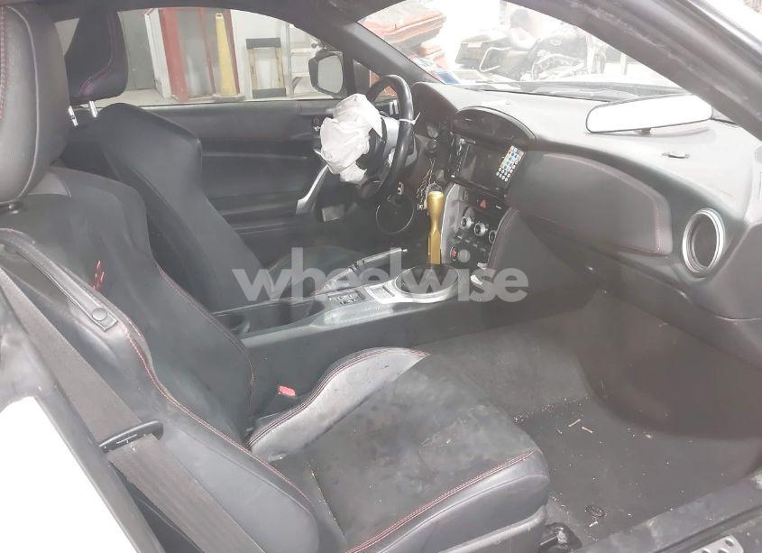 Photo 5 of 2020 Subaru Brz LIMITED (VIN JF1ZCAC16L9703617)