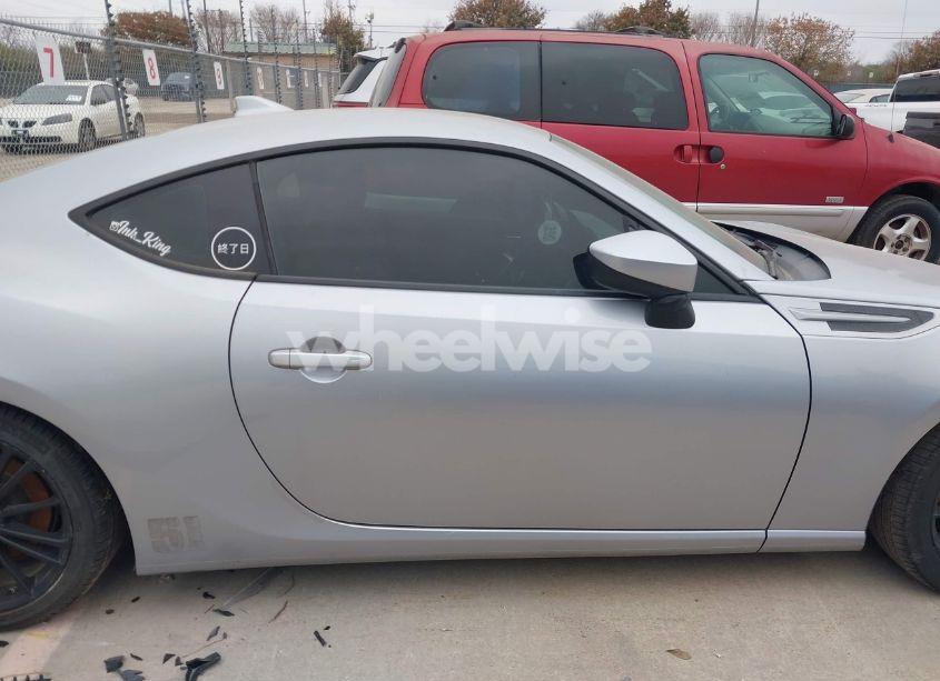 Photo 13 of 2016 Subaru Brz LIMITED (VIN JF1ZCAC17G9603306)