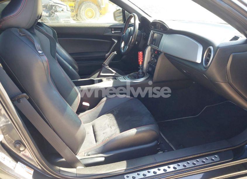 Photo 5 of 2013 Subaru Brz LIMITED (VIN JF1ZCAC18D1602613)