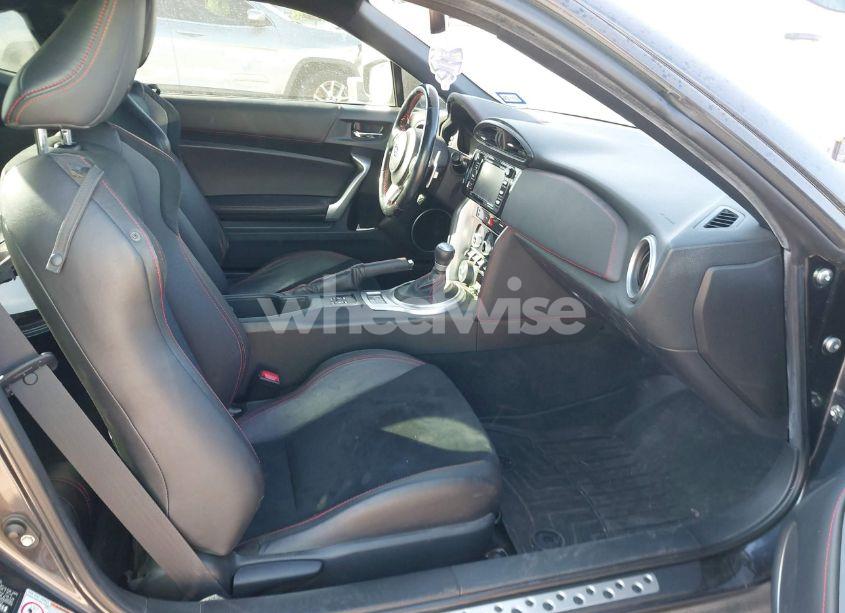 Photo 5 of 2017 Subaru Brz LIMITED (VIN JF1ZCAC1XH8602884)