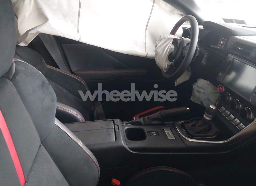 Photo 5 of 2024 Subaru Brz LIMITED (VIN JF1ZDBE10R8701179)