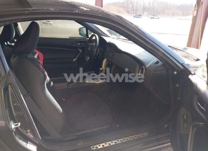 Photo 5 of 2015 Scion Fr-s (VIN JF1ZNAA10F8707315)