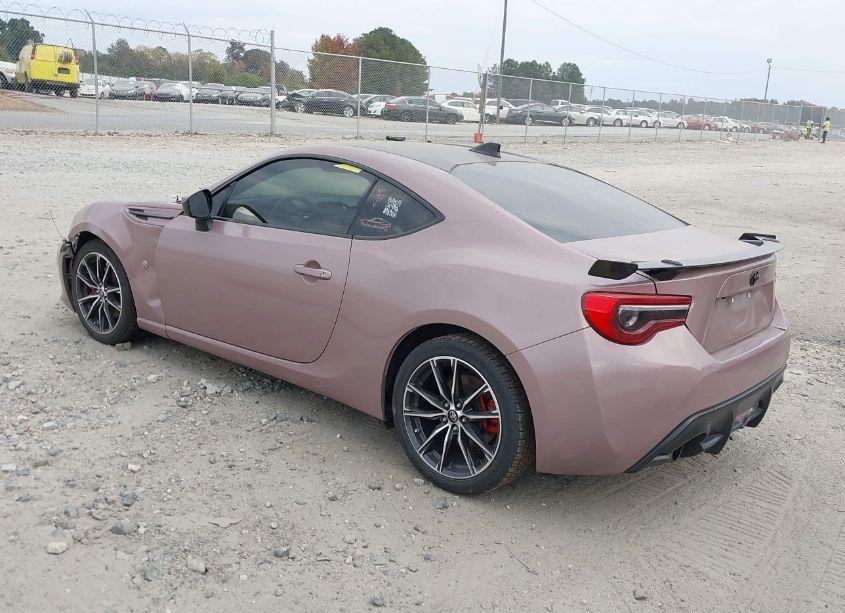 Photo 3 of 2020 Toyota 86 (VIN JF1ZNAA10L8753576)