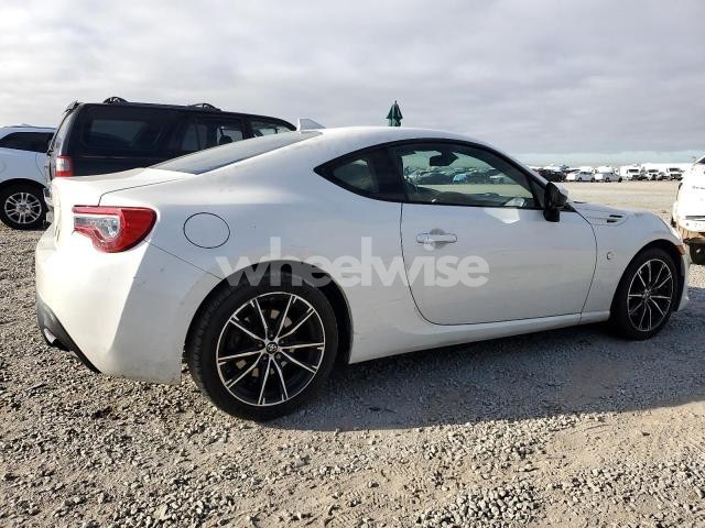 Photo 12 of 2018 TOYOTA 86 N/A (VIN JF1ZNAA11J8701077)