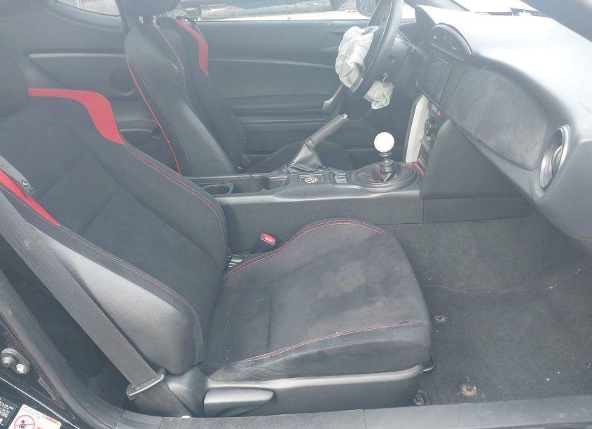 Photo 5 of 2013 Scion Fr-s (VIN JF1ZNAA12D1722095)