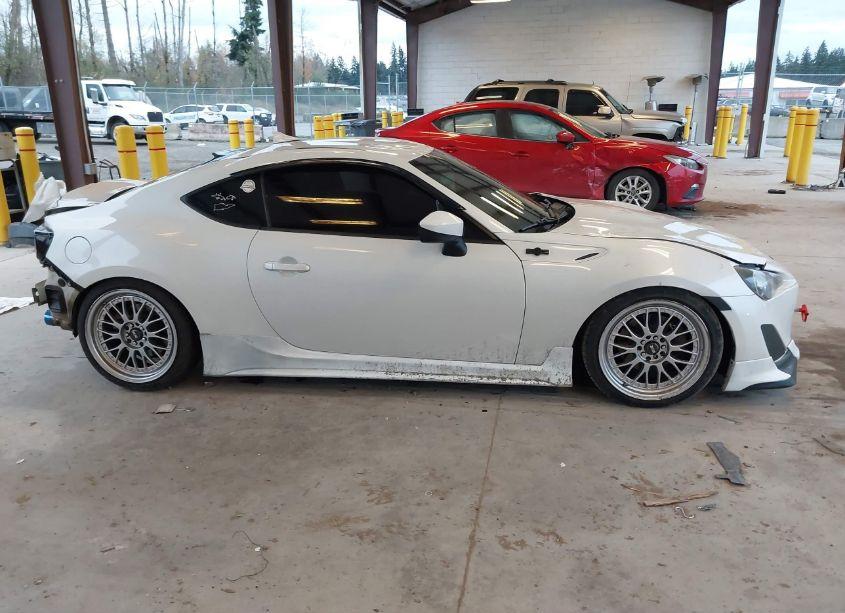 Photo 14 of 2013 Scion Fr-s (VIN JF1ZNAA16D1711374)