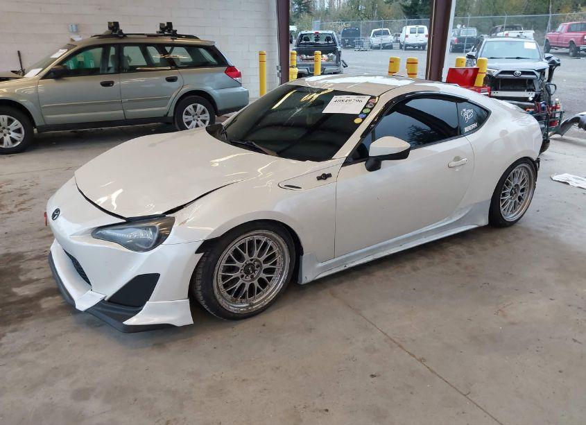 Photo 2 of 2013 Scion Fr-s (VIN JF1ZNAA16D1711374)