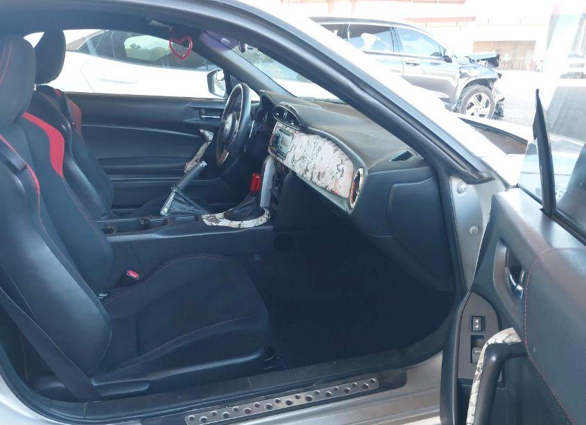 Photo 5 of 2013 Scion Fr-s (VIN JF1ZNAA16D2708890)