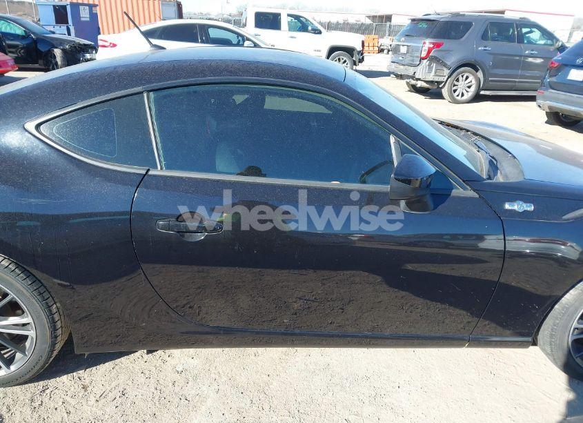 Photo 13 of 2013 Scion Fr-s (VIN JF1ZNAA16D2730906)