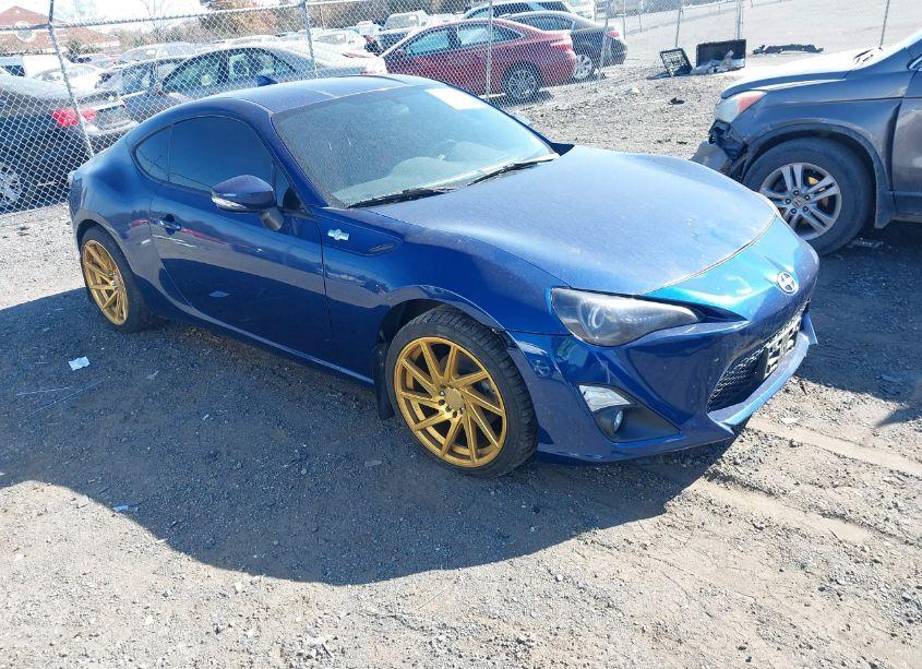 2015 Toyota Scion FR-S (VIN JF1ZNAA16F8710395) main photo