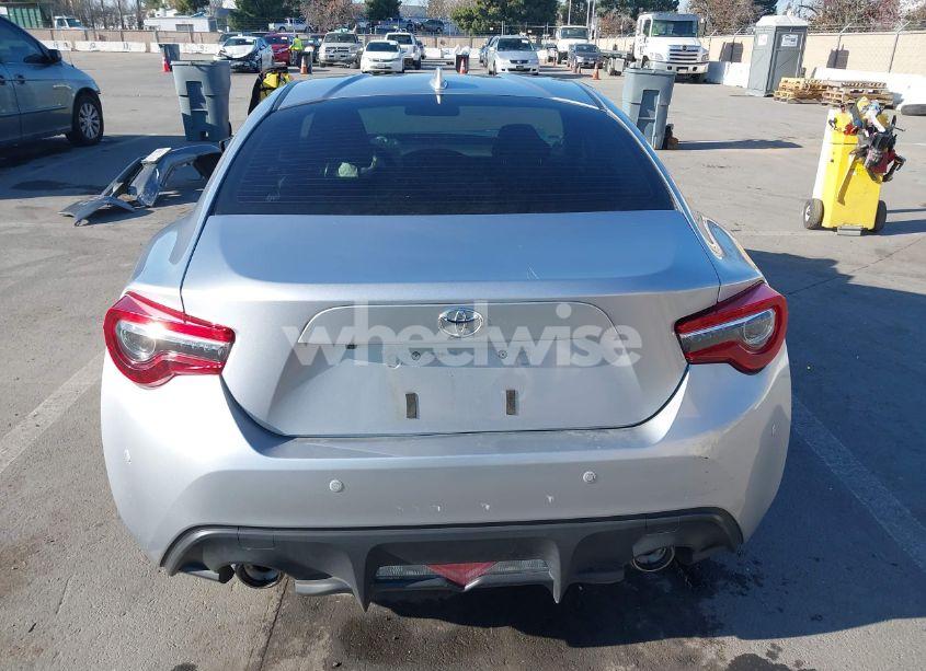 Photo 16 of 2019 Toyota 86 (VIN JF1ZNAA18K9703100)