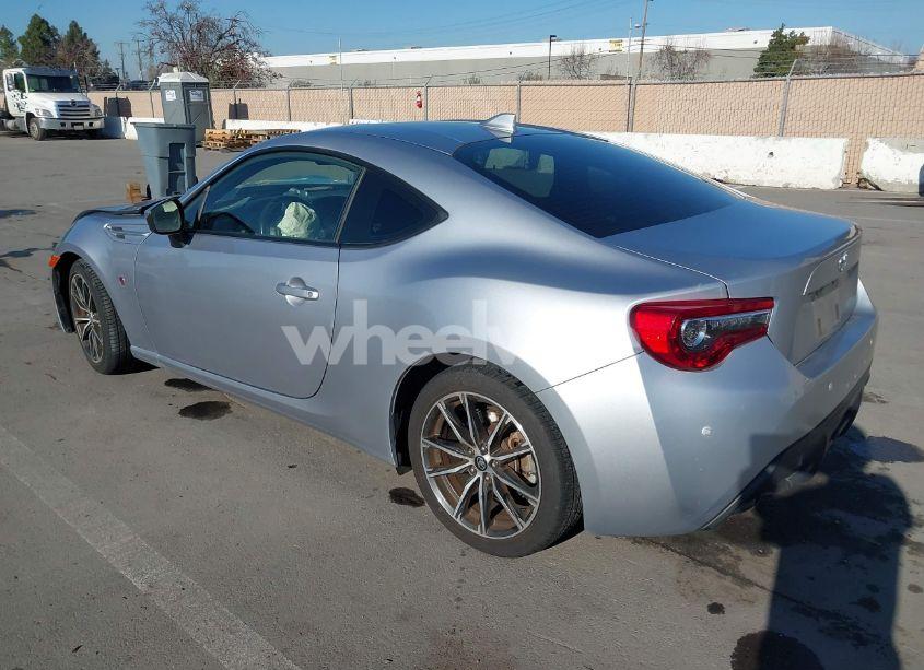 Photo 3 of 2019 Toyota 86 (VIN JF1ZNAA18K9703100)
