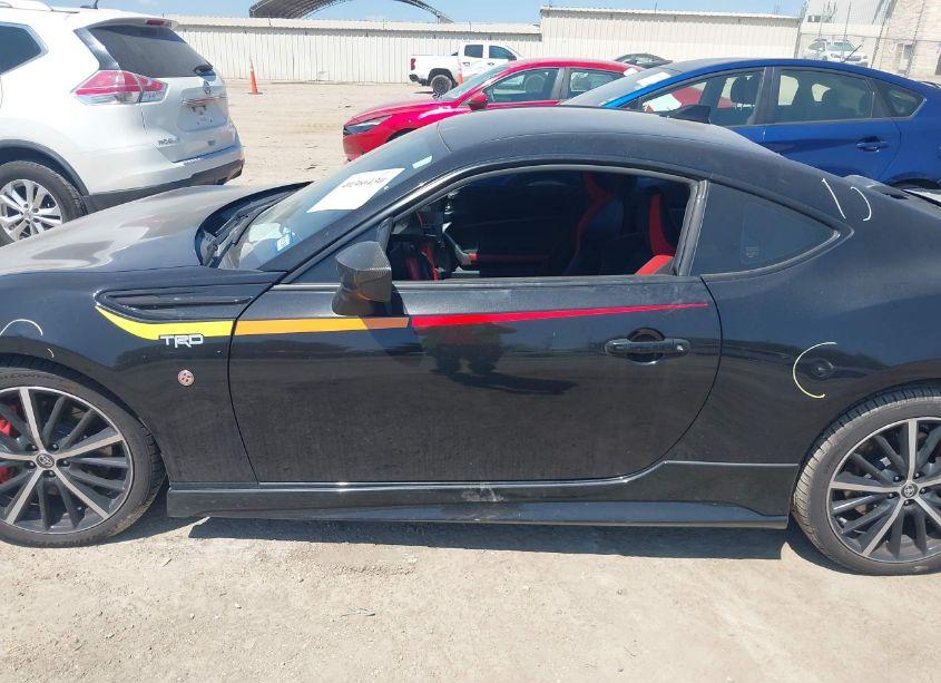 Photo 15 of 2019 Toyota 86 TRD SE (VIN JF1ZNAE14K9701595)