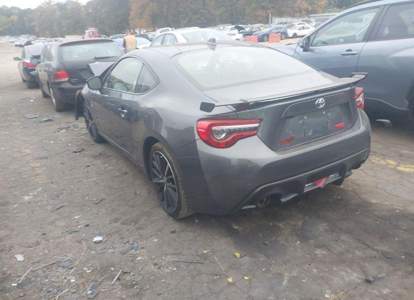 Photo 3 of 2020 Toyota 86 GT (VIN JF1ZNAE14L9753763)