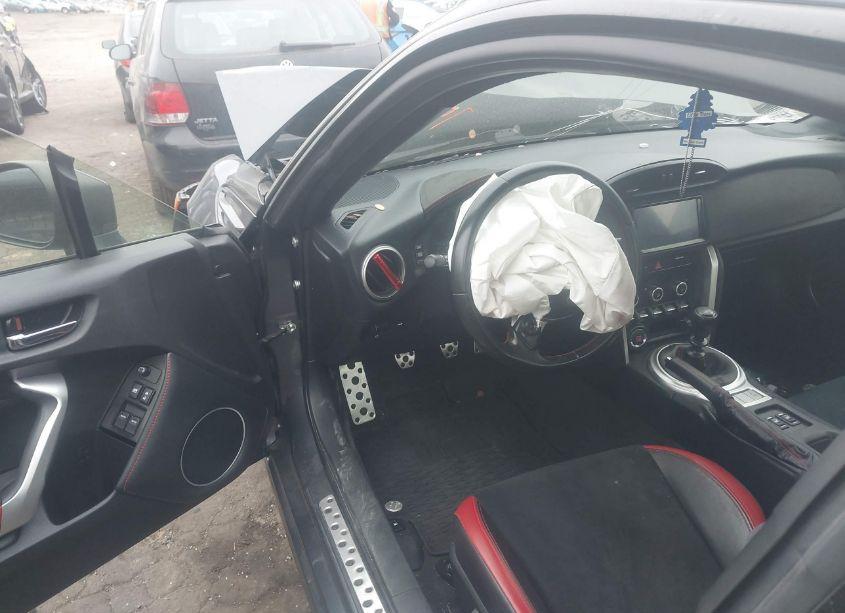 Photo 5 of 2020 Toyota 86 GT (VIN JF1ZNAE14L9753763)