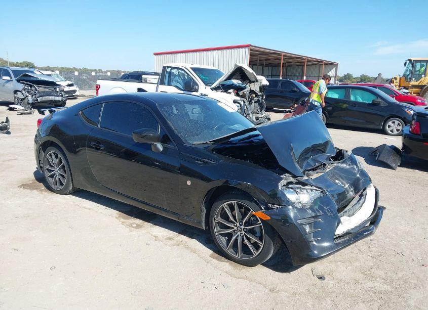 2020 Toyota 86 GT (VIN JF1ZNAE15L8753499) main photo