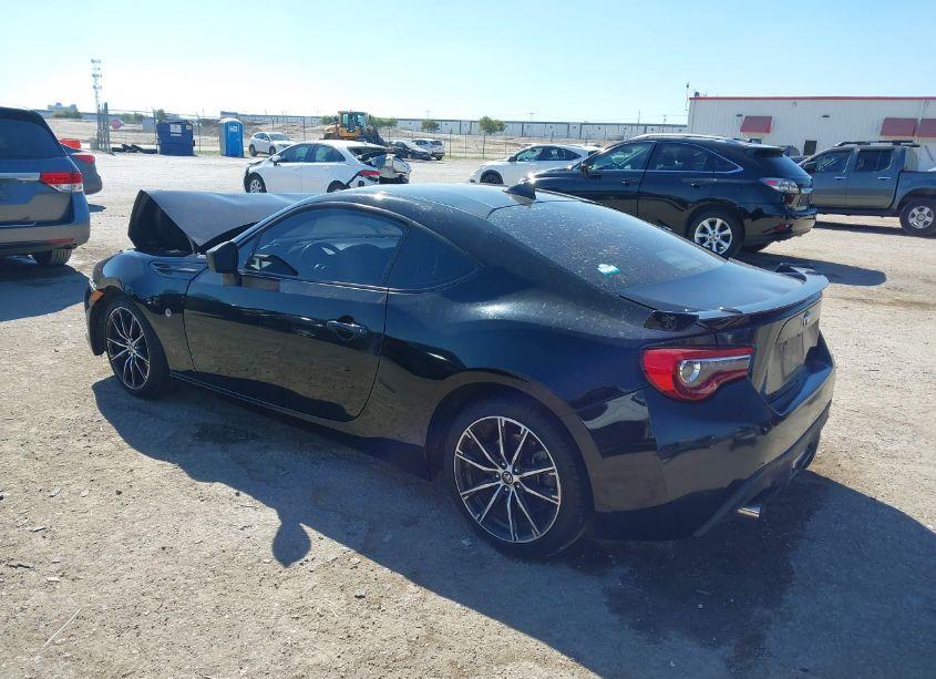 Photo 3 of 2020 Toyota 86 GT (VIN JF1ZNAE15L8753499)