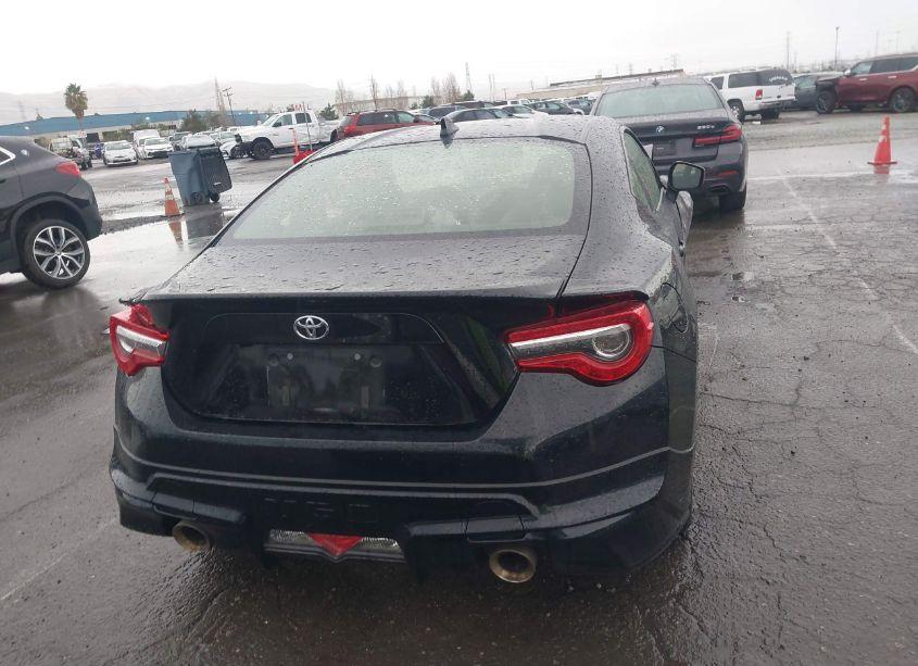 Photo 16 of 2019 Toyota 86 TRD SE (VIN JF1ZNAE1XK9702928)