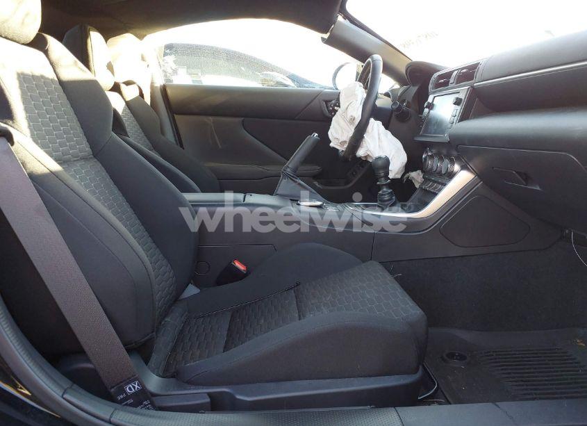 Photo 5 of 2023 Toyota Gr86 (VIN JF1ZNBB17P9756995)