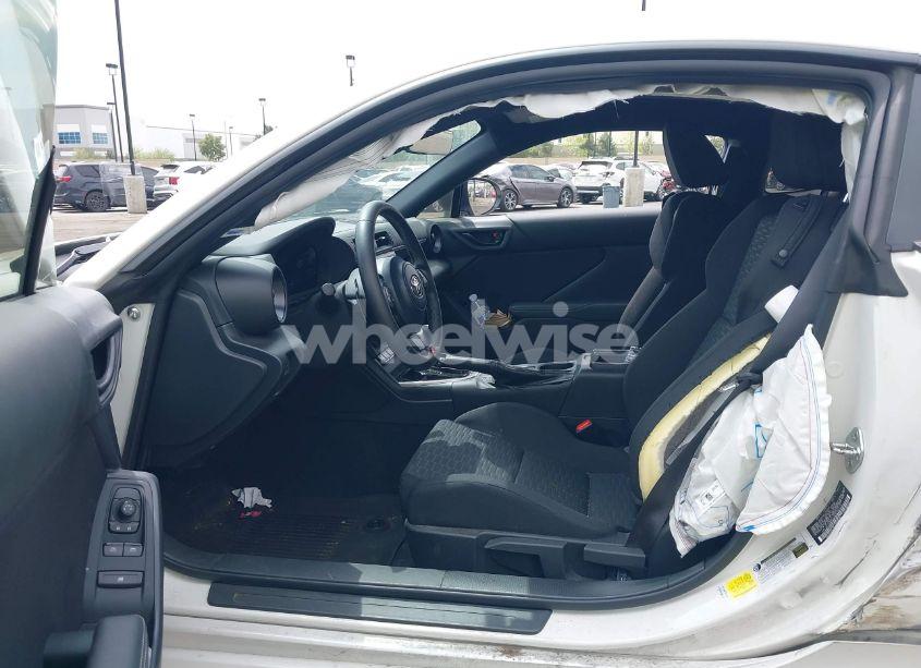 Photo 5 of 2023 Toyota Gr86 (VIN JF1ZNBC13P8760174)