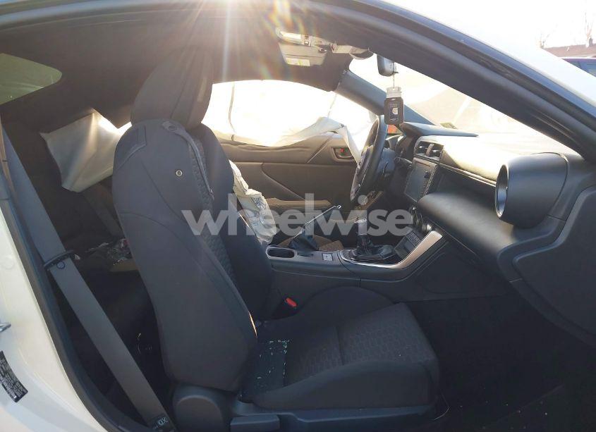 Photo 5 of 2023 Toyota Gr86 (VIN JF1ZNBC13P8762961)