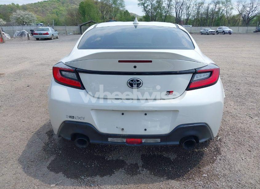 Photo 17 of 2023 Toyota Gr86 PREMIUM (VIN JF1ZNBE12P9756981)